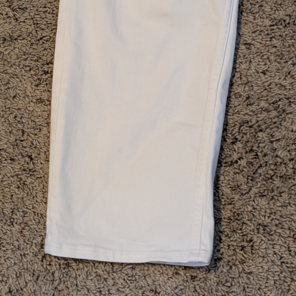 Free Assembly Women's Essential Slimming Jeans Button Fly SZ 16 - Picture 5 of 13